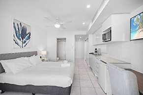 Property Vine - North Shore Kawana and Waterline