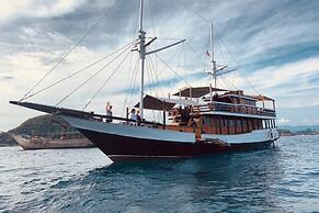 Komodo Boat Trip