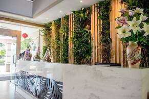 Luminor Hotel Jember by WH