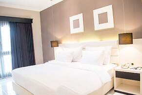 Luminor Hotel Jember by WH