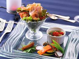 Petit Hotel & Restaurant Old Age