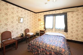 Petit Hotel & Restaurant Old Age