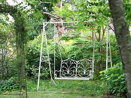 Petit Hotel & Restaurant Old Age