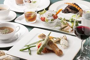 Petit Hotel & Restaurant Old Age