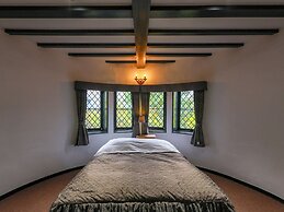 Petit Hotel & Restaurant Old Age