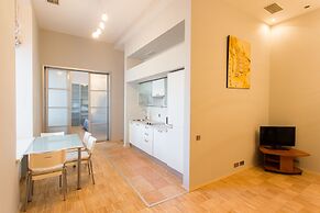 hth24 Apartment on Angliyskaya Naberezhnaya 20-54