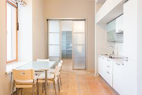 hth24 Apartment on Angliyskaya Naberezhnaya 20-54