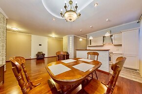 hth24 apartment Vladimirskiy prospect