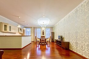 hth24 apartment Vladimirskiy prospect