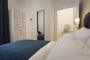 Pierrot & Pierrette Apartments