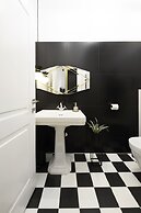 Pierrot & Pierrette Apartments