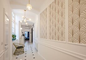 Pierrot & Pierrette Apartments