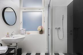 Pierrot & Pierrette Apartments