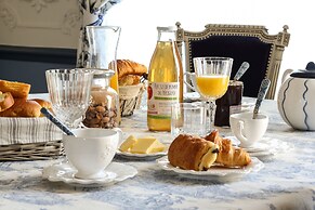 Domaine De Pouzelande B&B