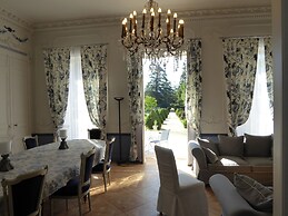 Domaine De Pouzelande B&B