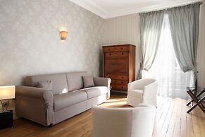 Domaine De Pouzelande B&B