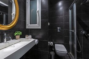 Elegant apartment in Kolonaki