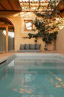 IUTA Glamping & Farm