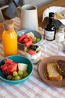 IUTA Glamping & Farm