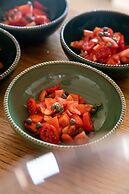 IUTA Glamping & Farm