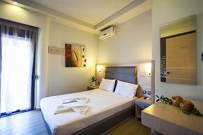 Rooms Amalthea Mare & Cafe - Bistro