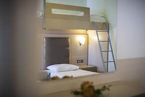 Rooms Amalthea Mare & Cafe - Bistro