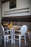 Rooms Amalthea Mare & Cafe - Bistro