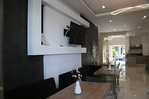 Rooms Amalthea Mare & Cafe - Bistro