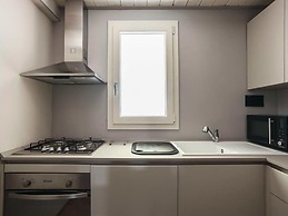 Sant'orsola Suites Apartments