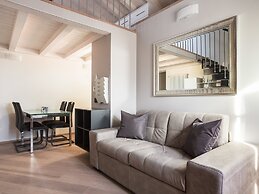 Sant'orsola Suites Apartments