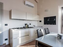 Sant'orsola Suites Apartments