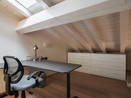 Sant'orsola Suites Apartments