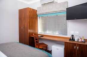 Palm Park Hotel