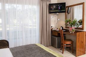 Palm Park Hotel