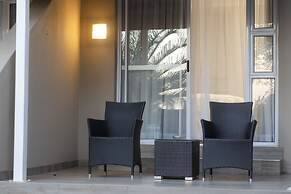 Palm Park Hotel