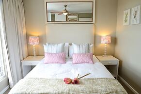 dk villas 1 Harbour View Hout Bay