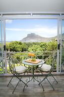 dk villas 1 Harbour View Hout Bay