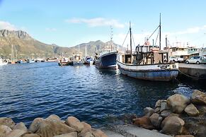 dk villas 1 Harbour View Hout Bay
