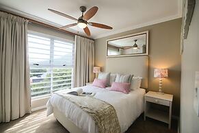 dk villas 1 Harbour View Hout Bay