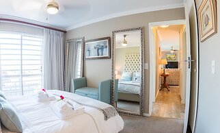 dk villas 1 Harbour View Hout Bay