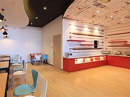 ibis Panjin JIN BO Beach Hotel