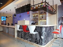 Ibis Haikou Injoy Plaza Hotel