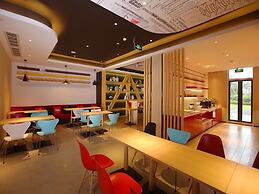 Ibis Haikou Injoy Plaza Hotel