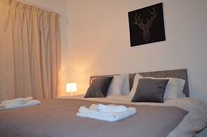 People Boxes Apartments - 74 Highbury