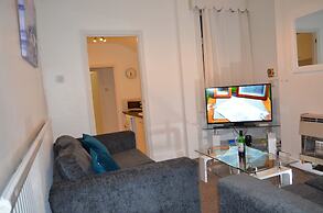 People Boxes Apartments - 74 Highbury