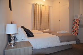 People Boxes Apartments - 74 Highbury