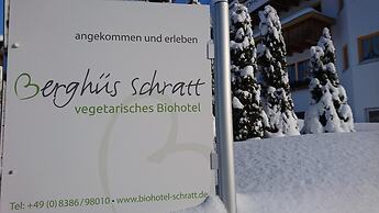 Berghüs Schratt - vegetarisches und veganes Biohotel