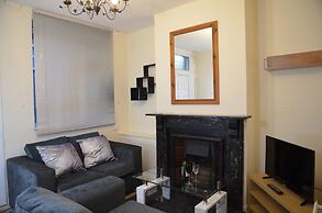 People Boxes Apartments - 38 Ridgway