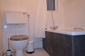 People Boxes Apartments - 38 Ridgway