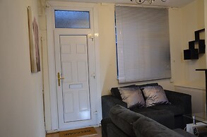 People Boxes Apartments - 38 Ridgway